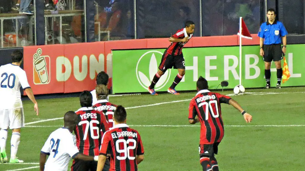Defending corners in football to stop conceding easy goals